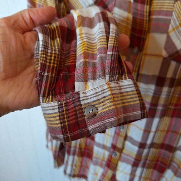 White Birch Women‎ Button Up Raw Hem Shirt Size L Brown Plaid Pockets Split Back - Picture 10 of 14